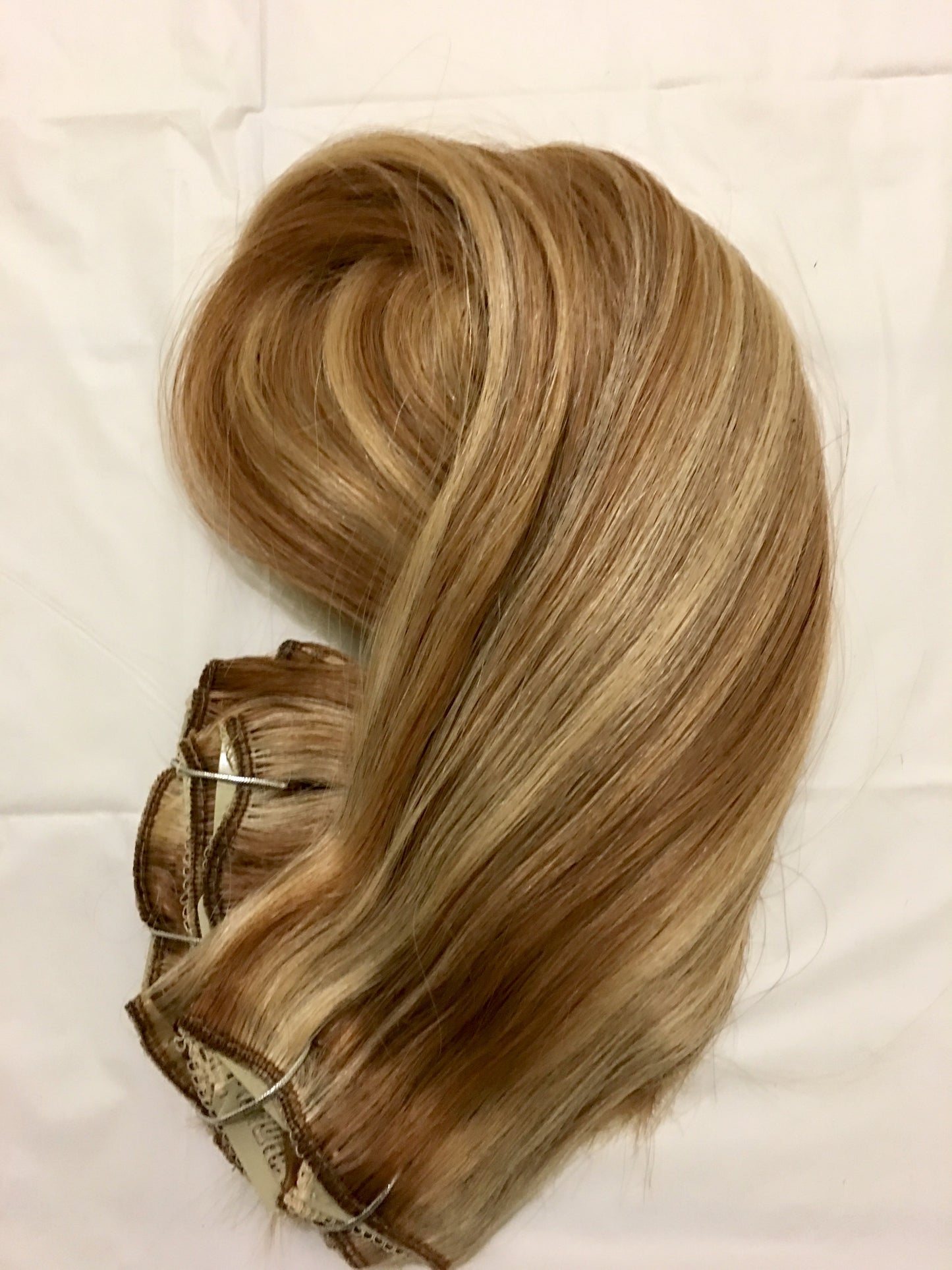 Clip in Hair/Bundles.. 100g