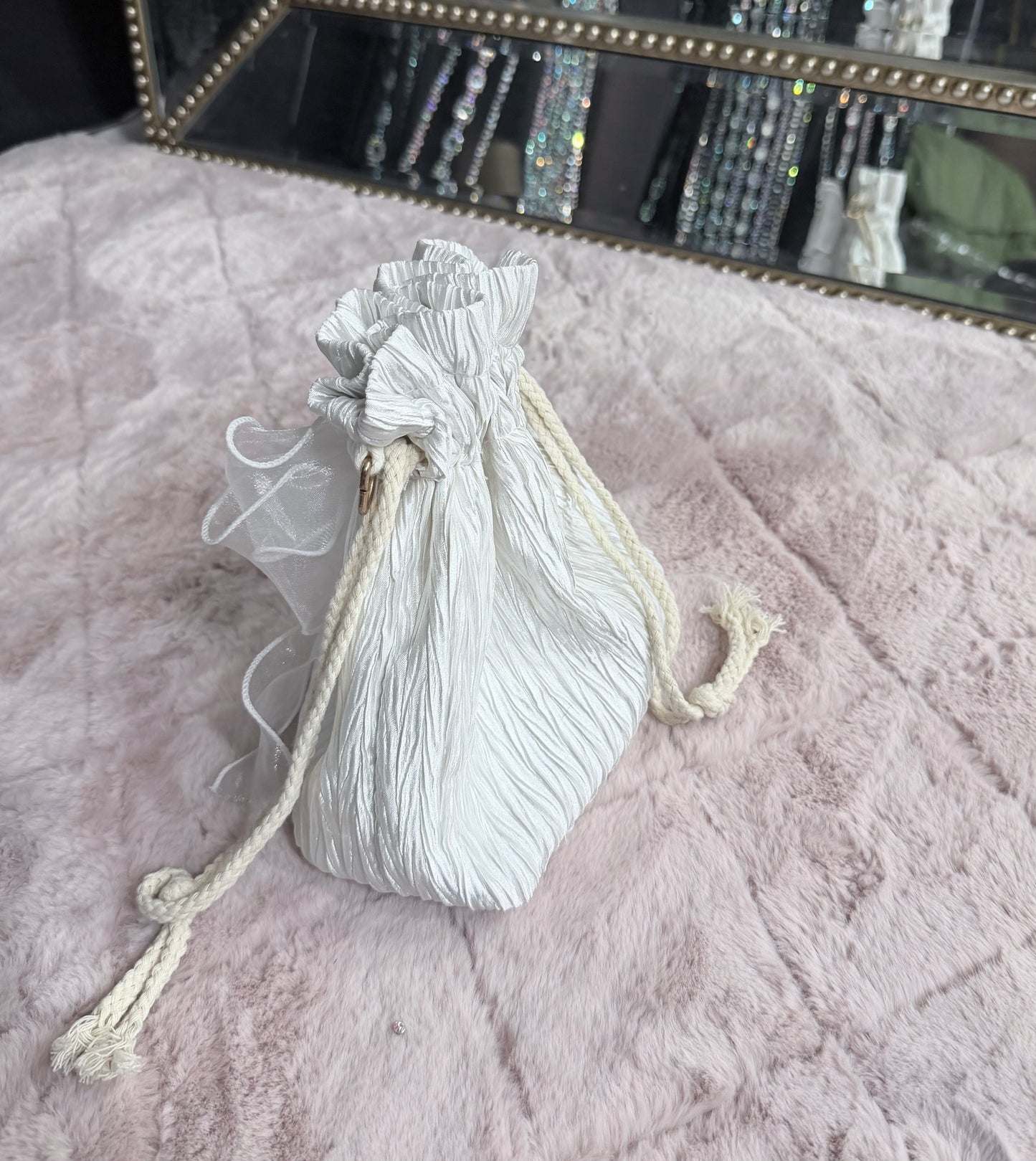 Lora Off white purse