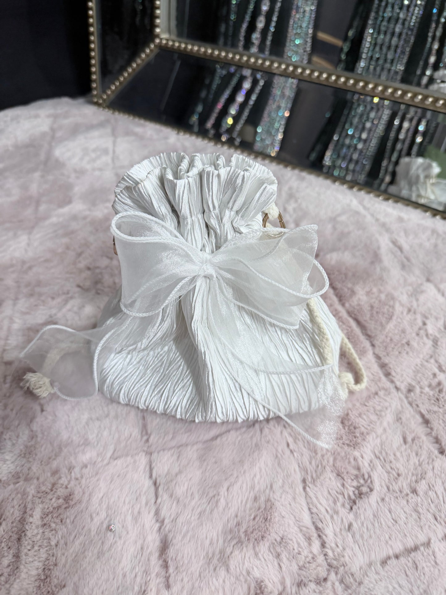 Lora Off white purse