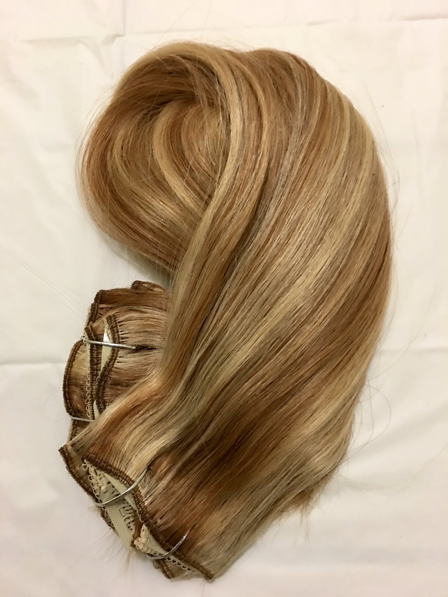 Clip in Hair/Bundles.. 100g